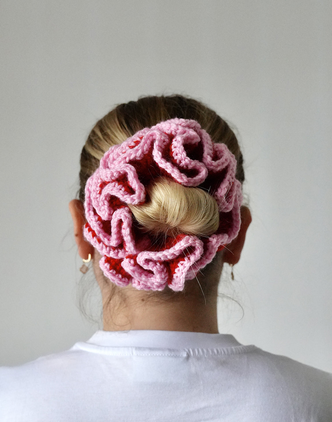Handmade Crochet scrunhie - RED & PINK